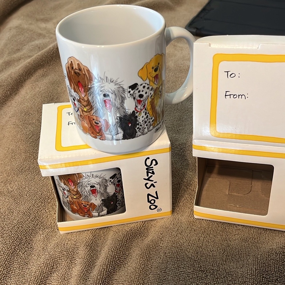 Rare collectible Suzy Zoo mugs a pair of two new unused mugs assorted dog breeds
